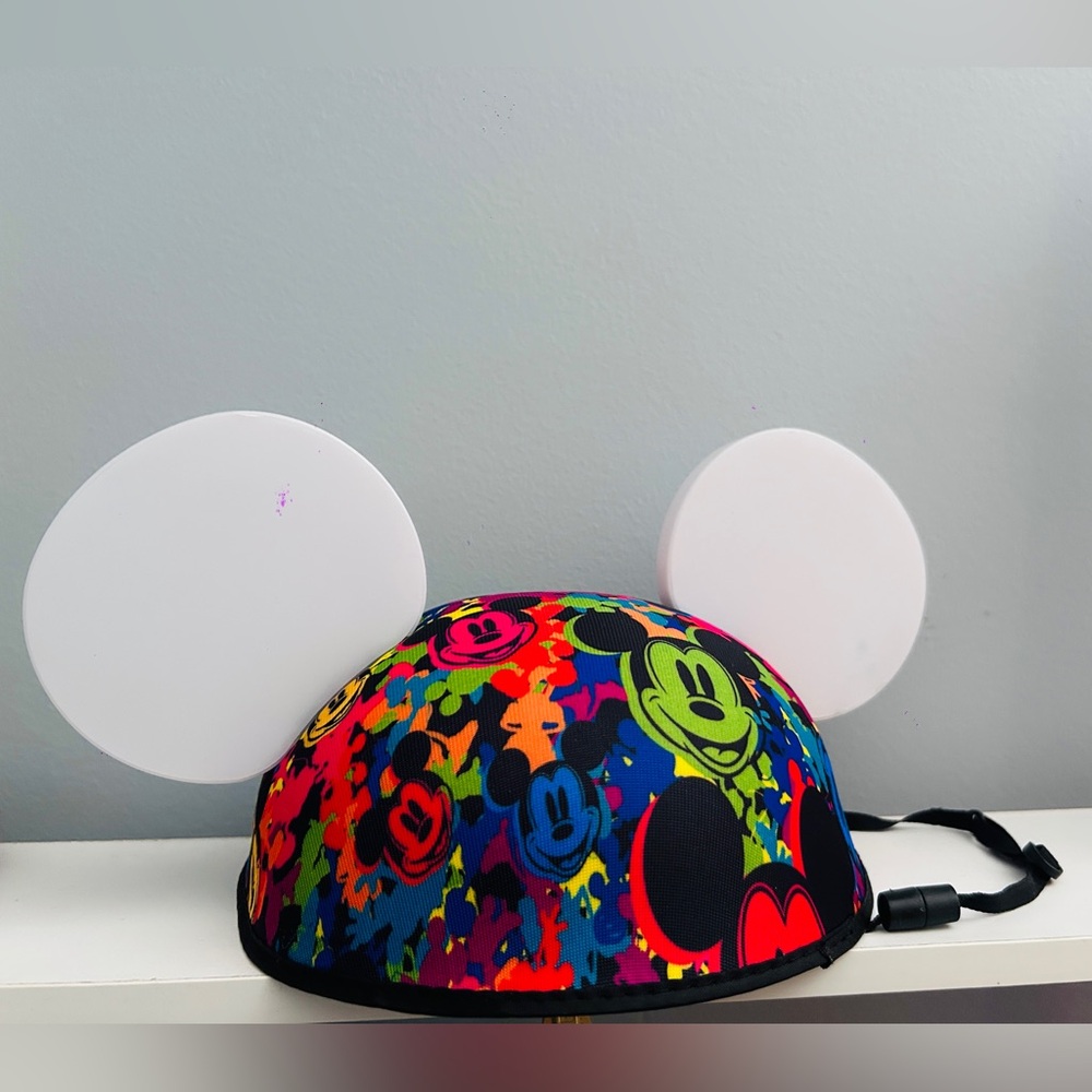 Disney Black Mickey Mouse “Glow With The Show” padded Hat